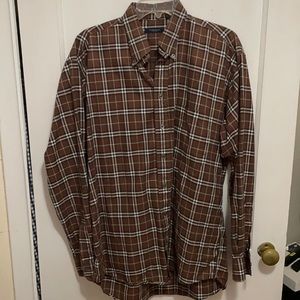 Men’s Burberry shirt